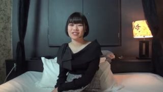FC2PPV-4403172 Cô Gái 20 Tuổi Làm Việc Ở Quán Mì Yêu Thích Nấu Ăn