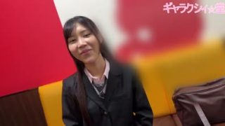 FC2PPV-4759214 Cô nàng otaku cứng rắn quyết tâm trở thành idol underground